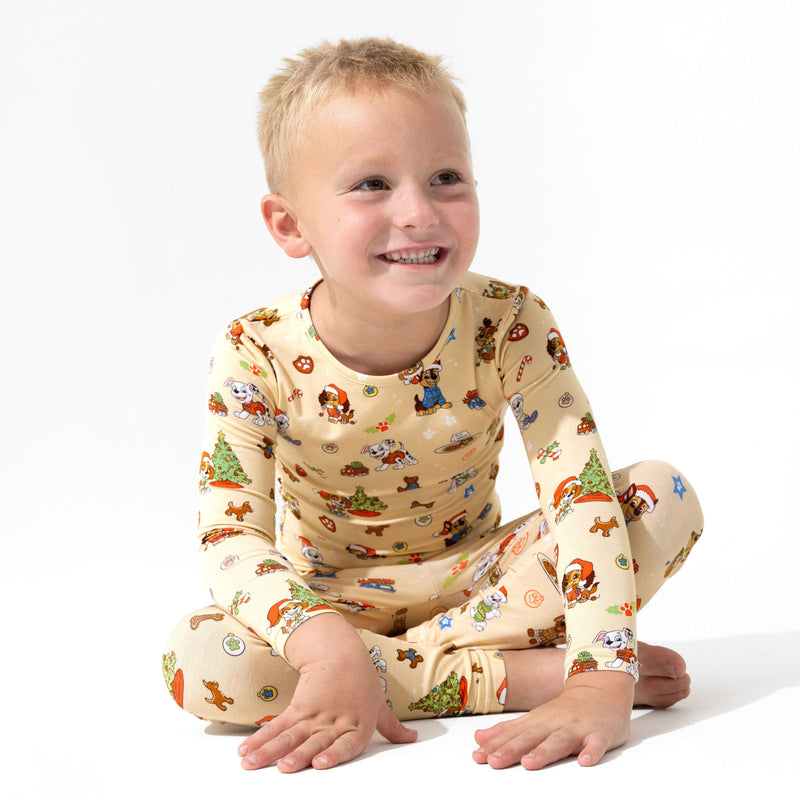 Bellabu Bear | Paw Patrol: Jingle Paws 2-piece Pajamas